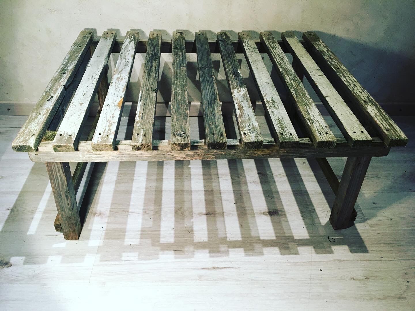 Table of 50s/60s folding garden decoration