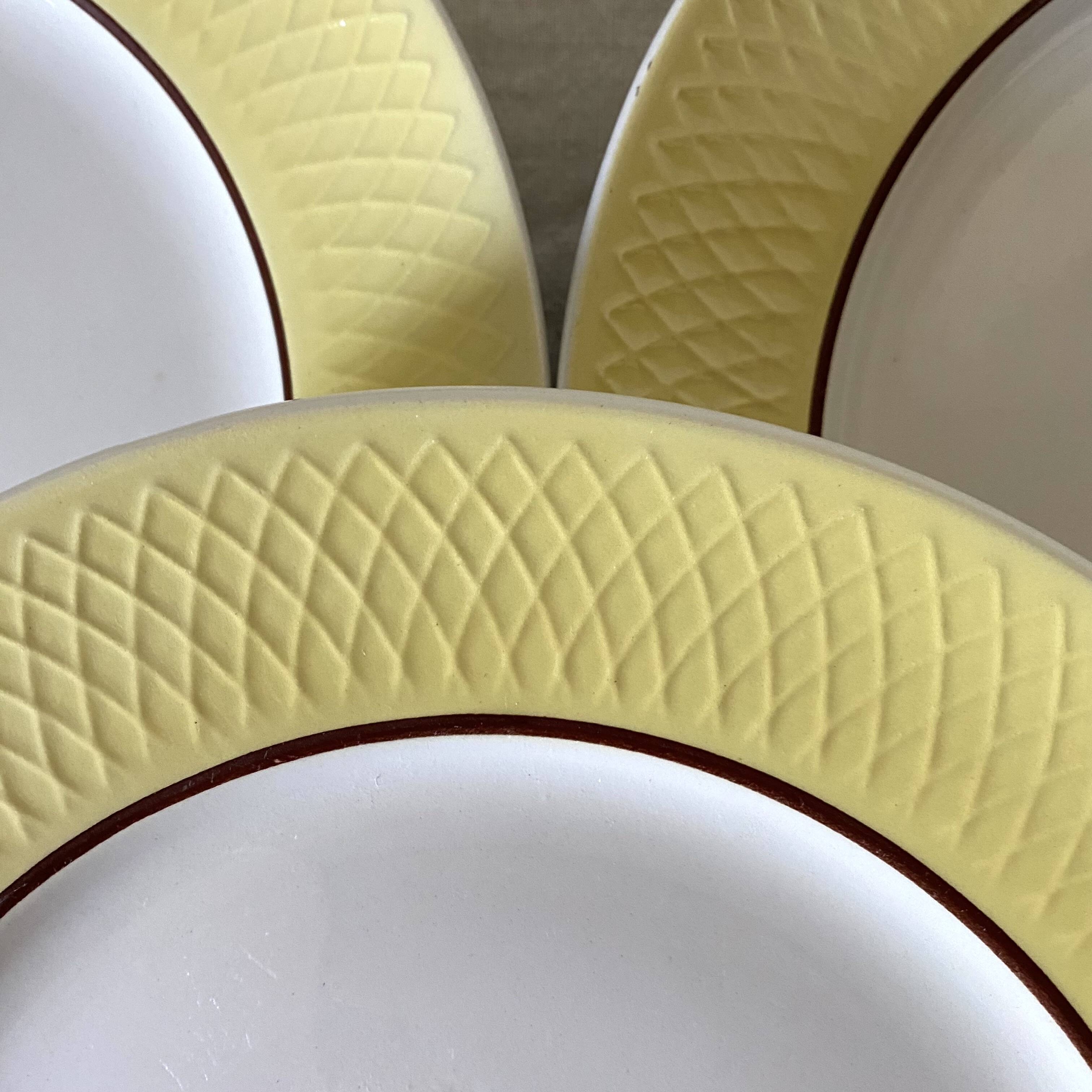 60s flat plates Moulin des Loups