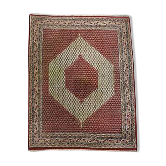 Hand-knotted rug 167 x 145 cm