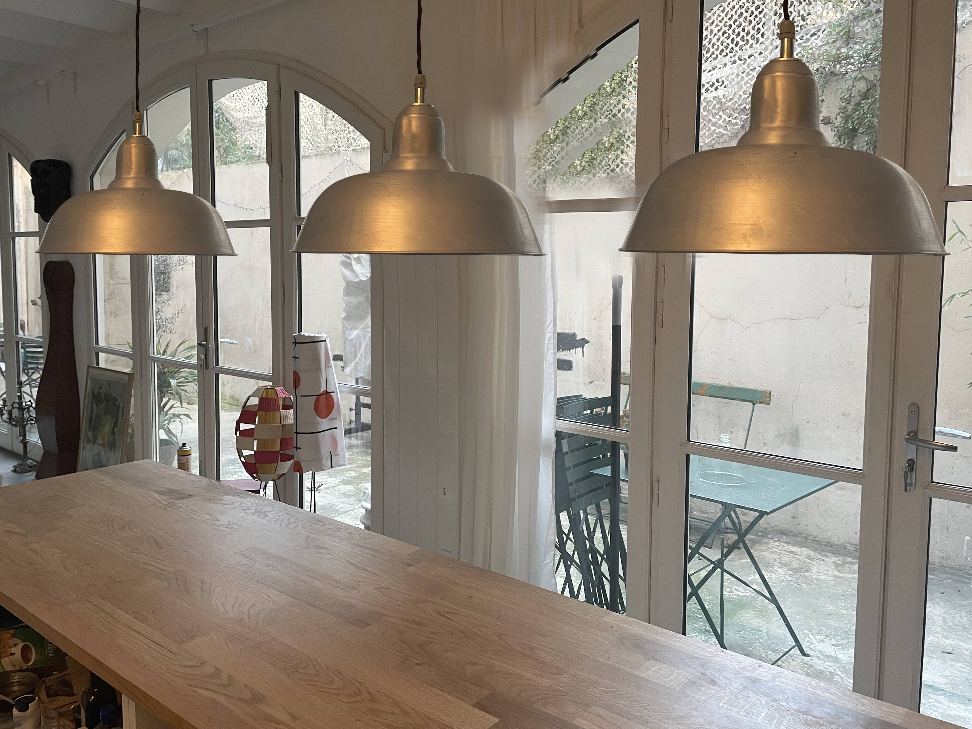 Industrial lamps in aluminum