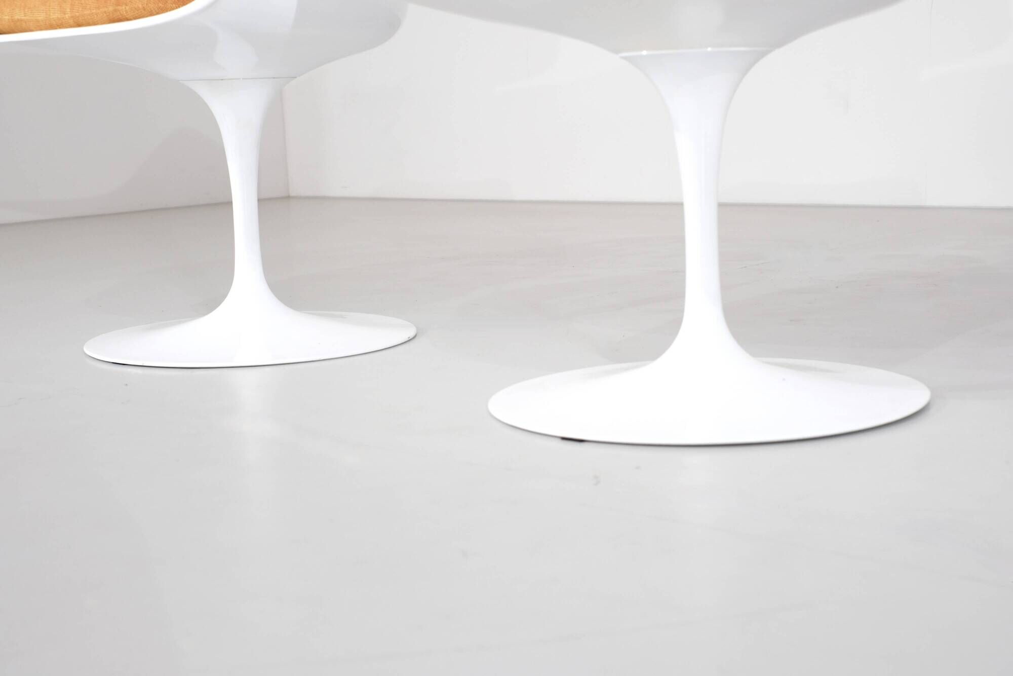 Set of 4 Tulip armchairs by Eero Saarinen for Knoll International - 1960s
