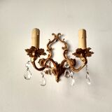 Rococo-style wall lamp in gilded bronze and crystal stamps