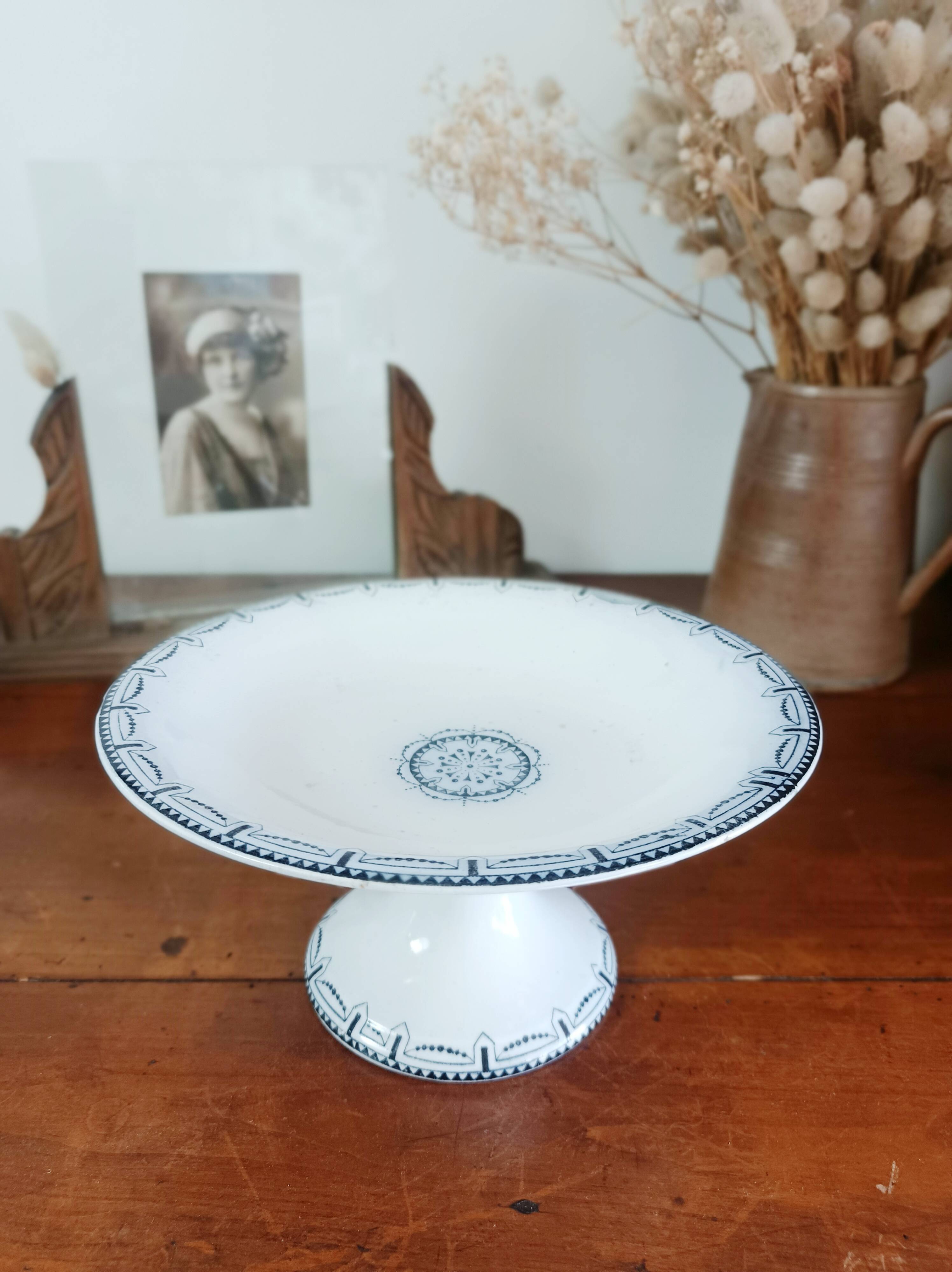 Onnaing Perles iron earth compote dish