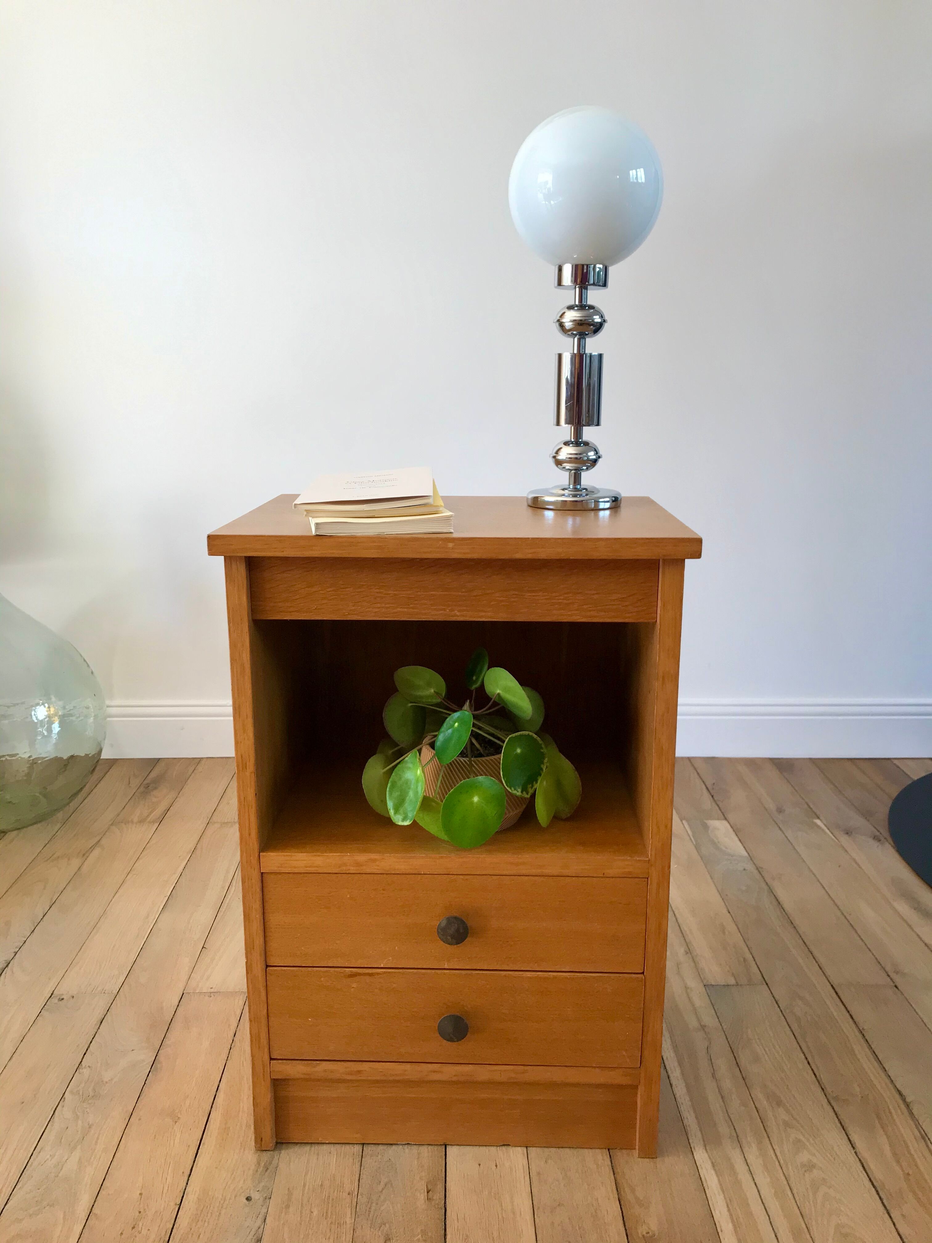 Storage in oak veneer 50s