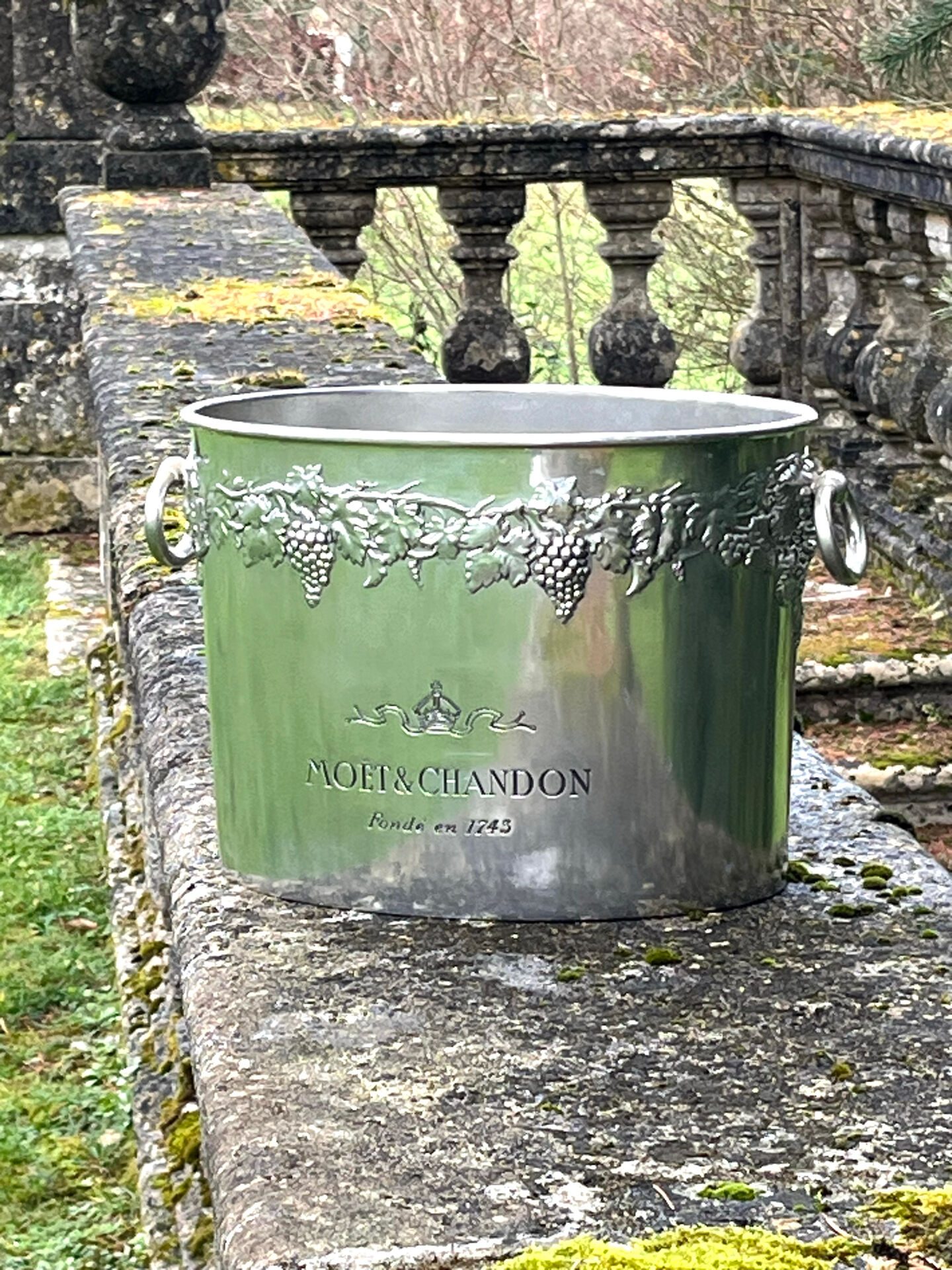 Moet Chandon pewter vasque. Vintage Oval shaped champagne bath