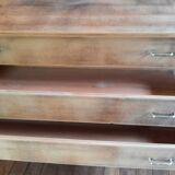 Spindle foot chest of drawers