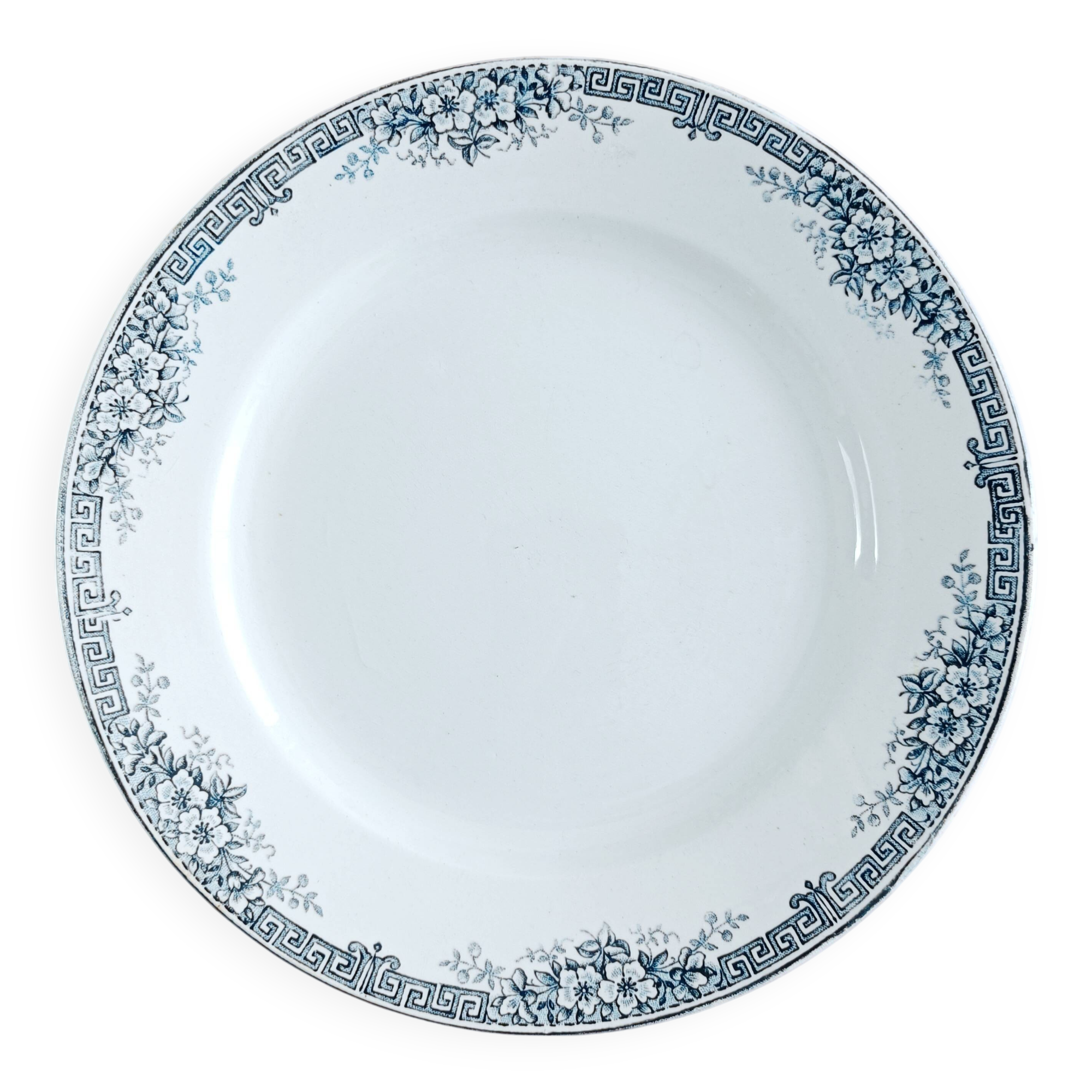Mounted plate, Saint-Amand ironstone compote dish, Lucy