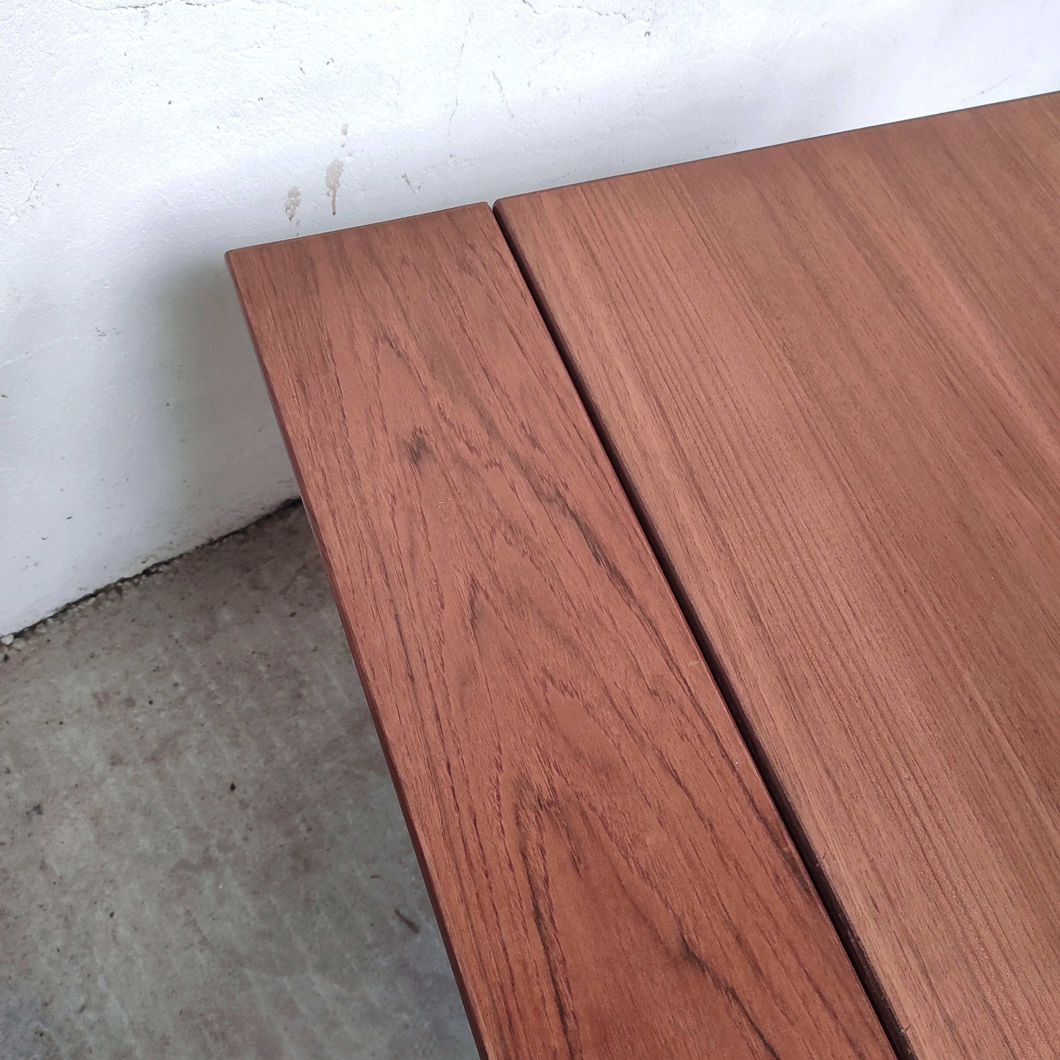 Teak liftable coffee table, Denmark - 1960