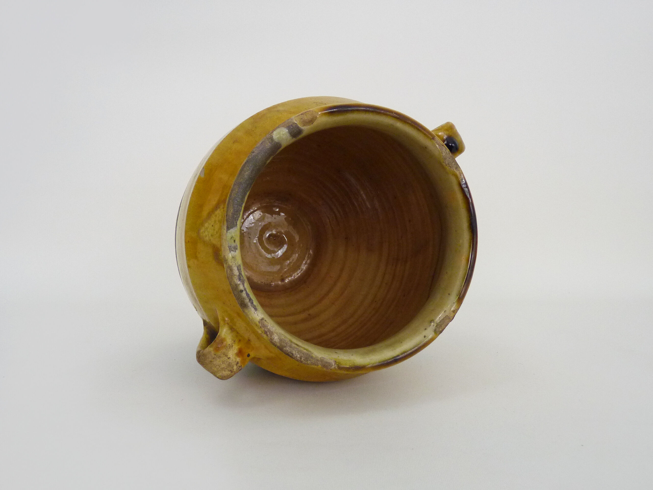 Varnished yellow confit pot, south-west of France. Conservation jar. Pyrenees XIXth