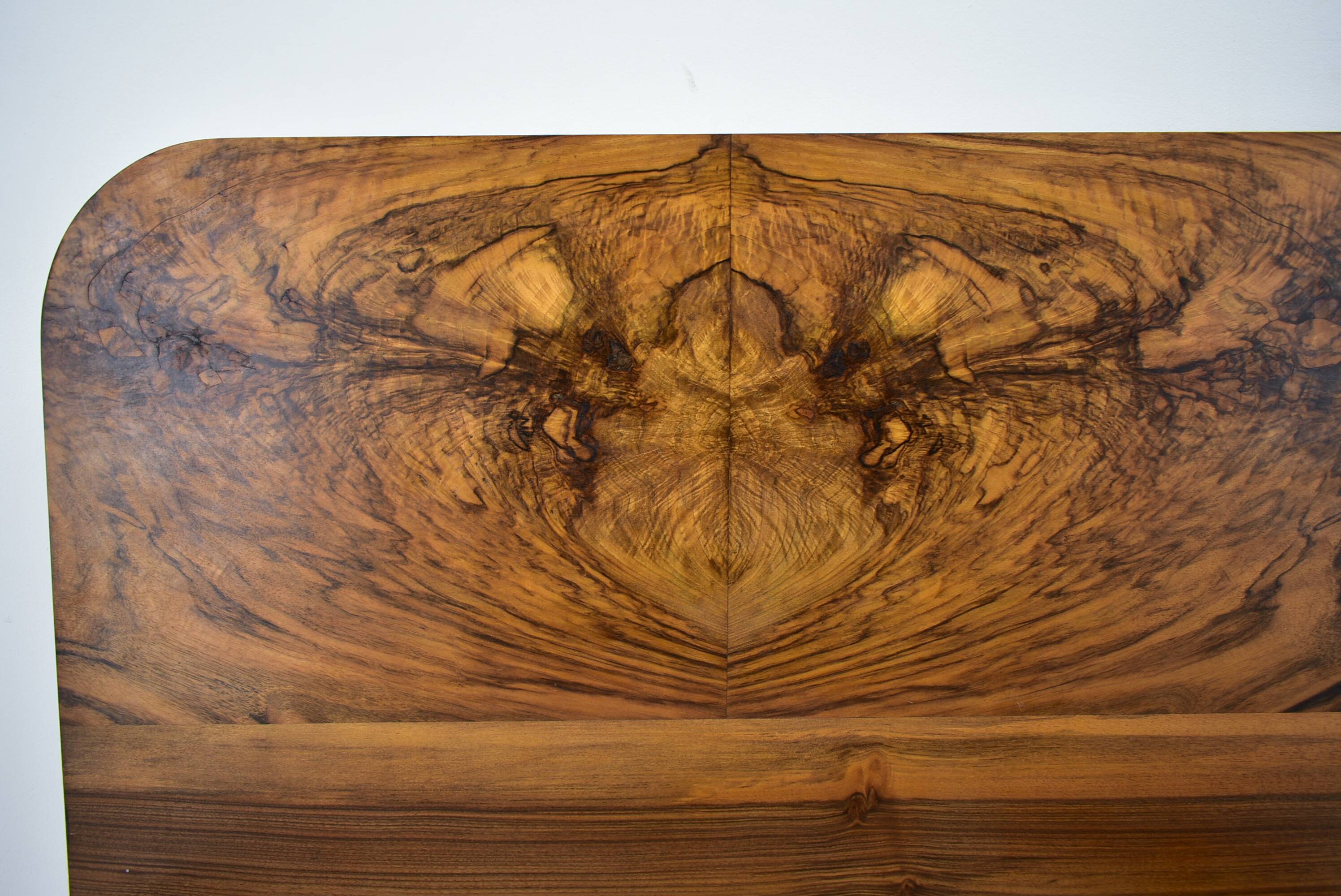 Art Deco double bed by Jindřich Halabala for Up Závody, 1945s