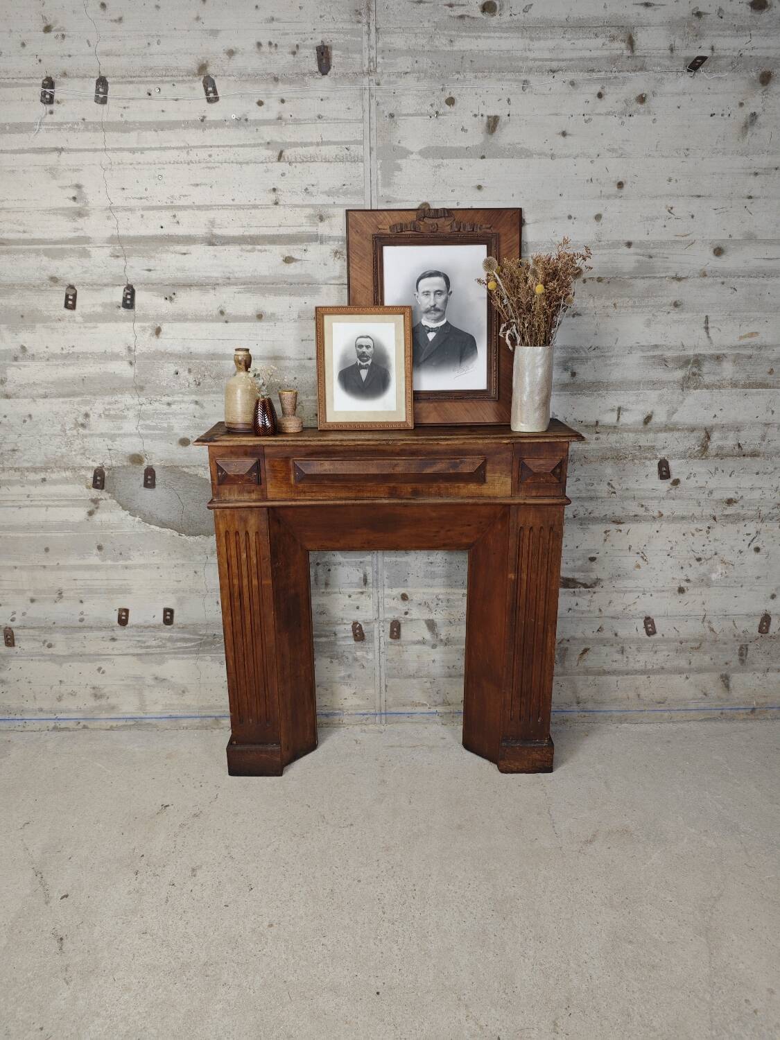 Wooden fireplace mantel