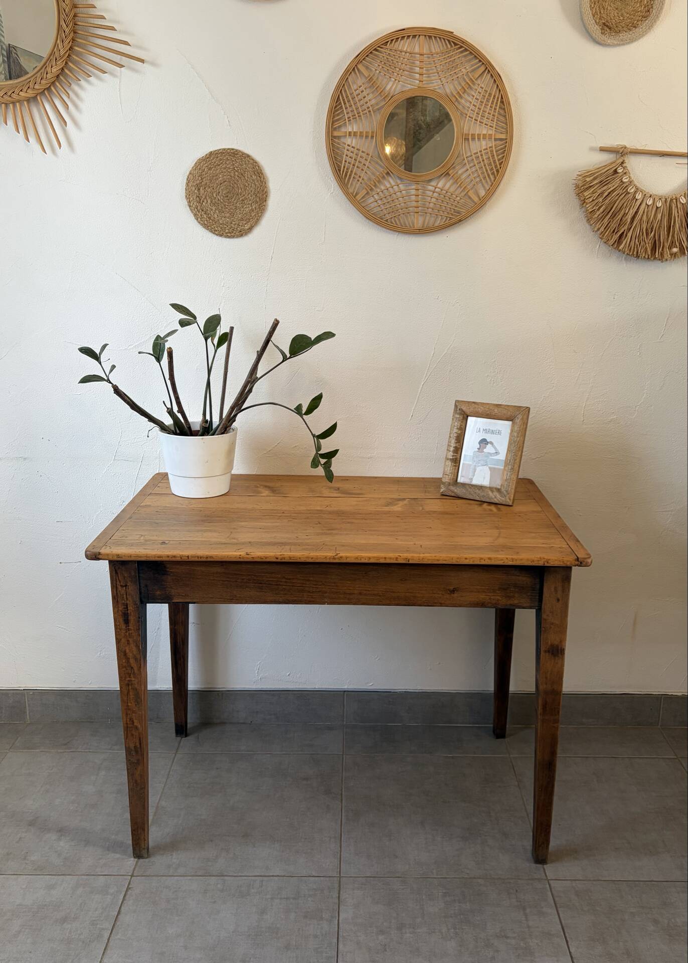 Farmhouse table / vintage desk