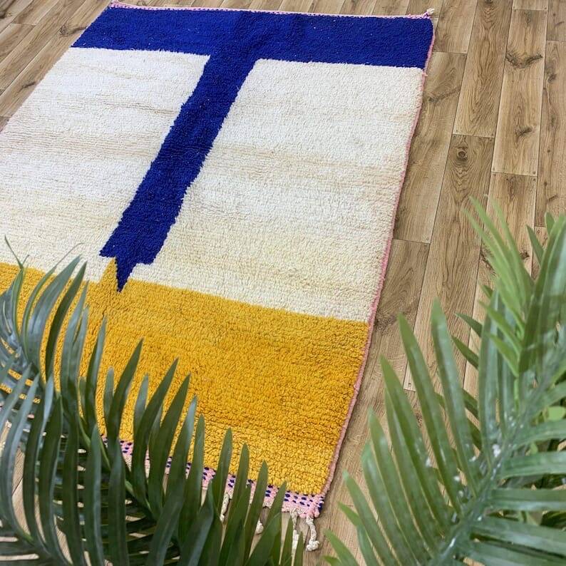 Handmade traditional Berber rug size 100 x 200 cm