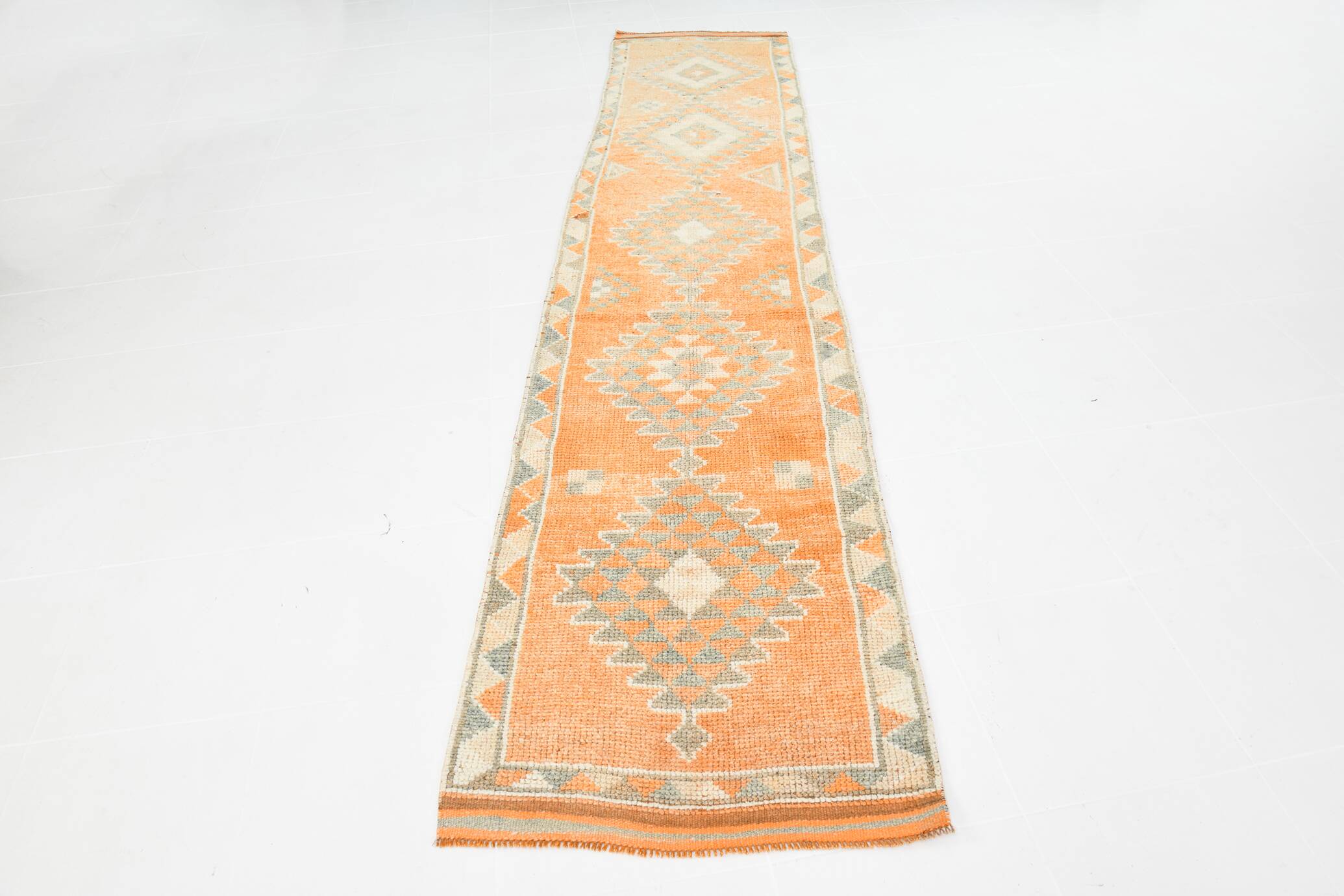 Tapis Kilim Vintage Orange et Beige, Motifs Géométriques Anatoliens