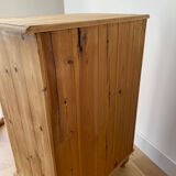 English chest of drawers in pine