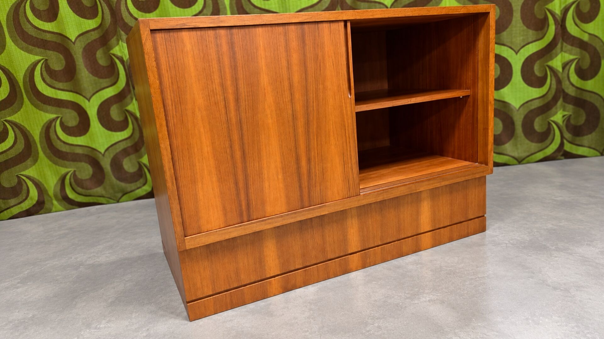 "1960s German vintage enfilade" "Walnut veneer"