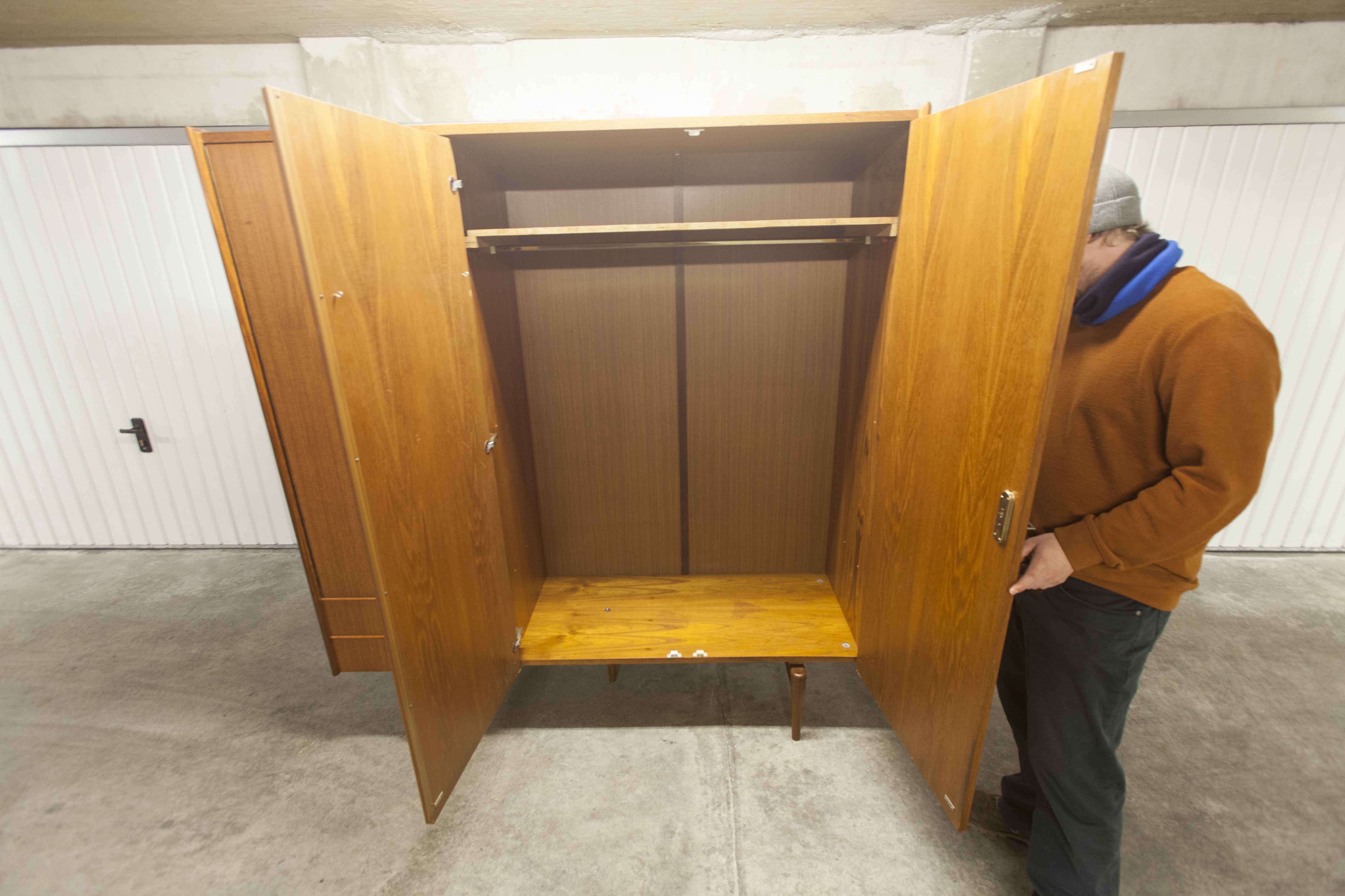 Armoire teck des années 60 Simat Meubles