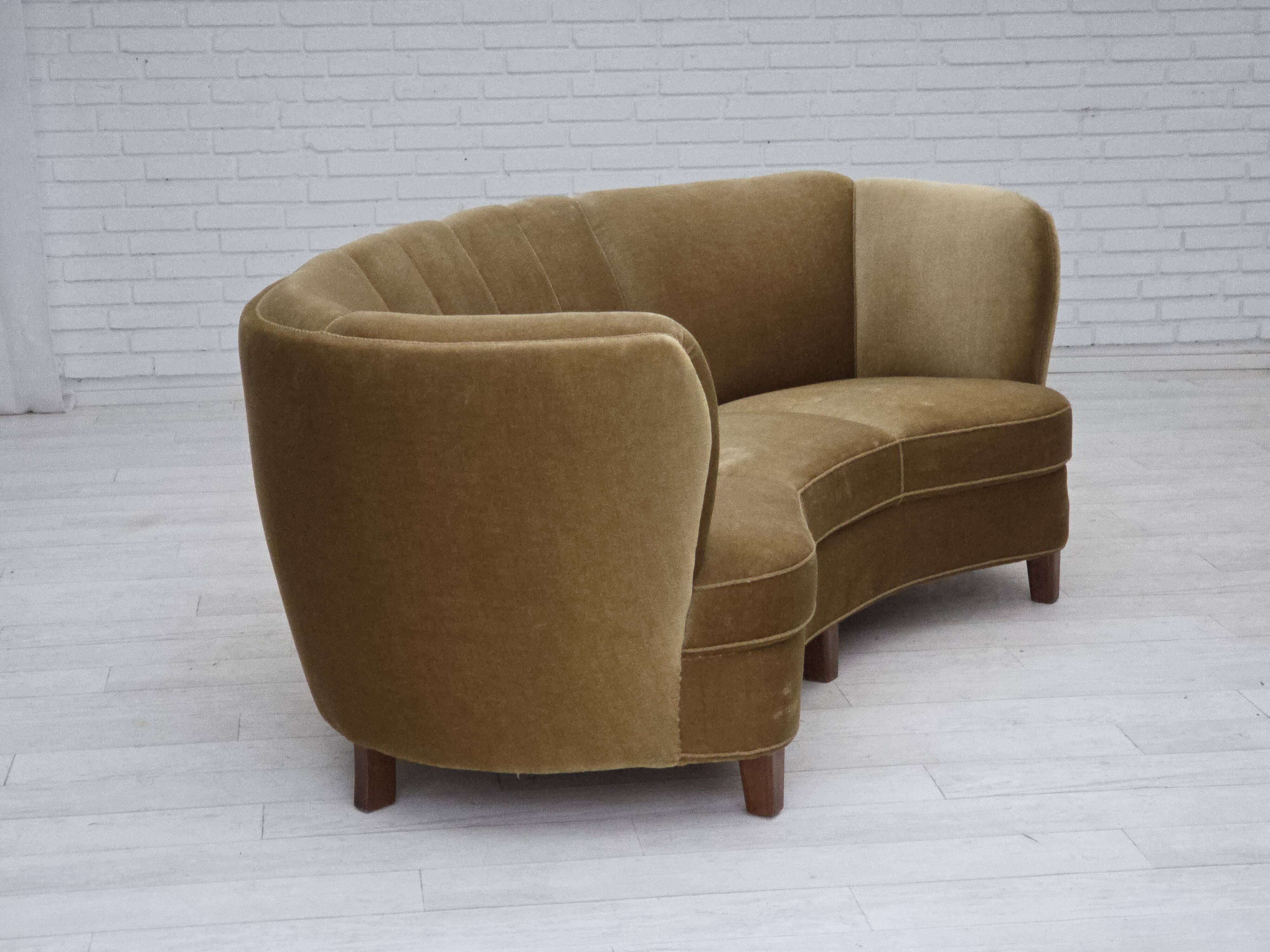 1960s, 3-seater Danish "Banan" sofa, original olive/green furniture velour.