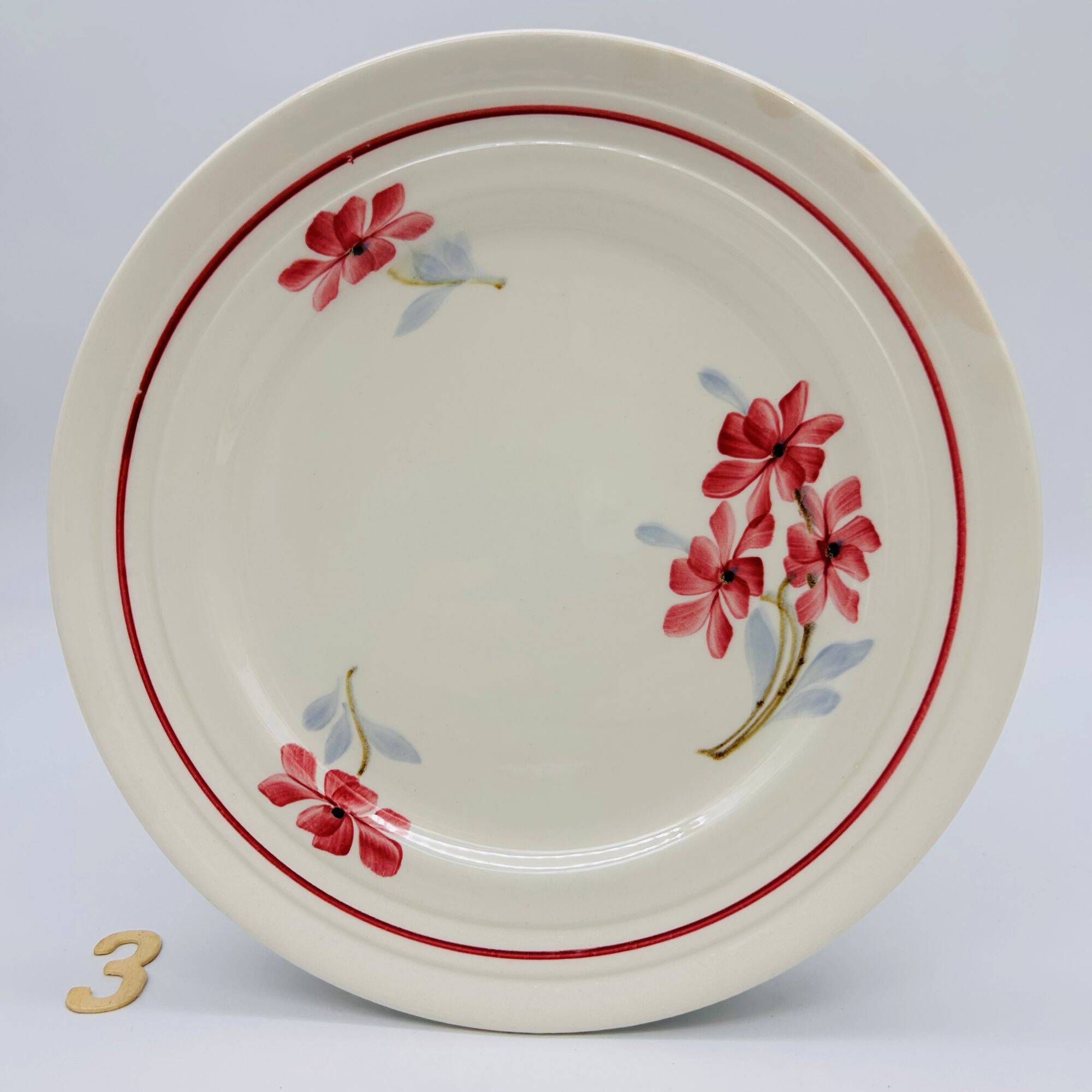 6 vintage flat plates. Ironstone.