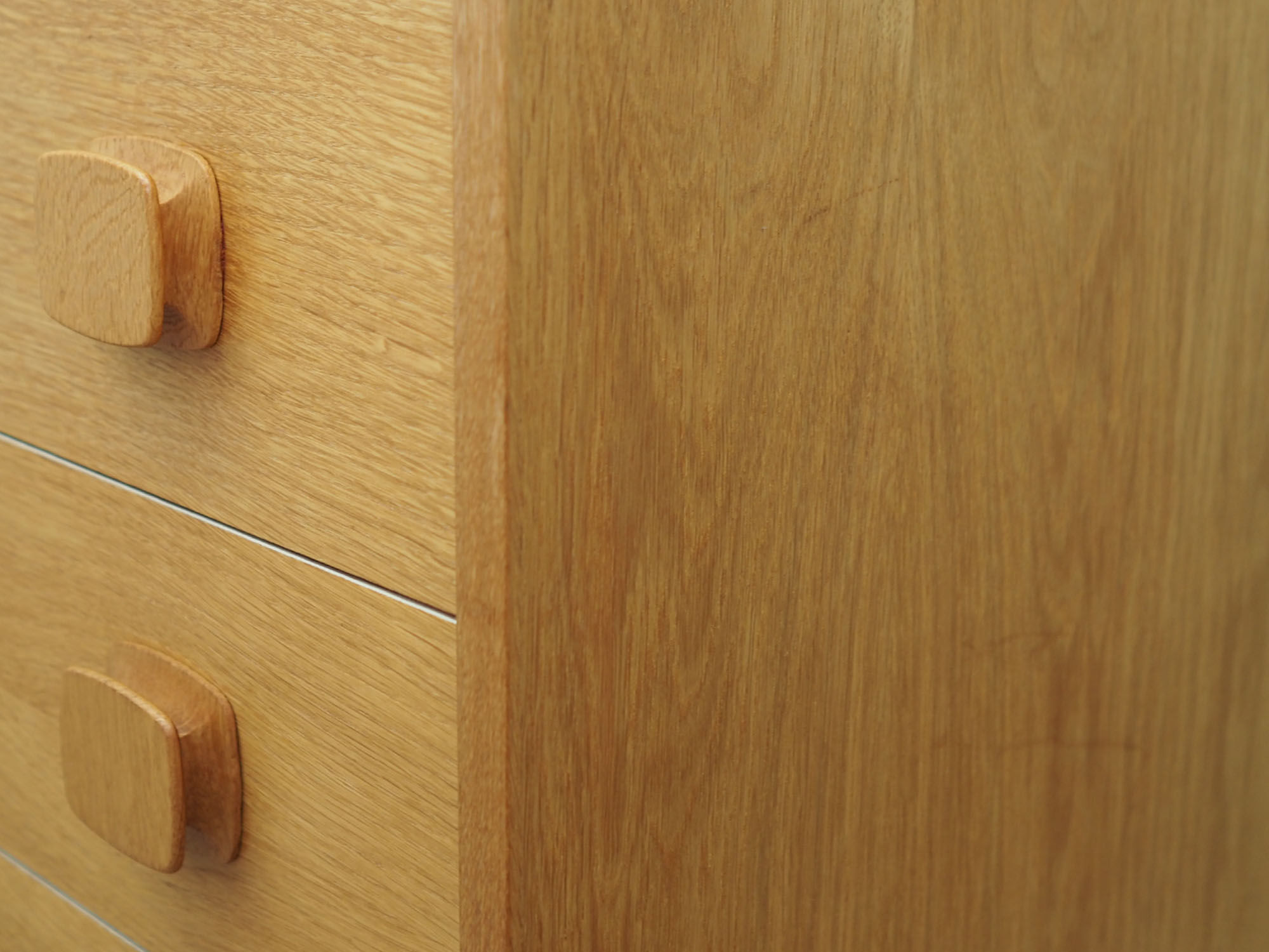 Commode en frêne, design danois, années 70, fabriqué au Danemark