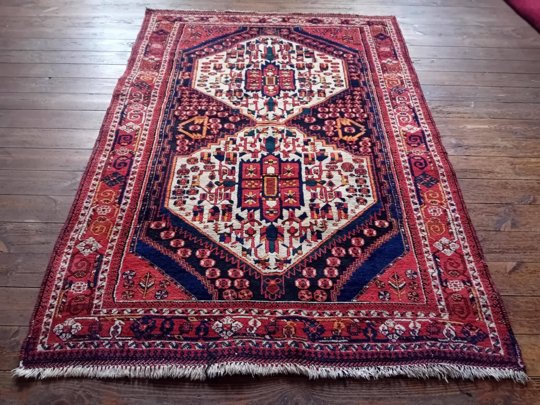 Handmade Persian rug 190x130cm