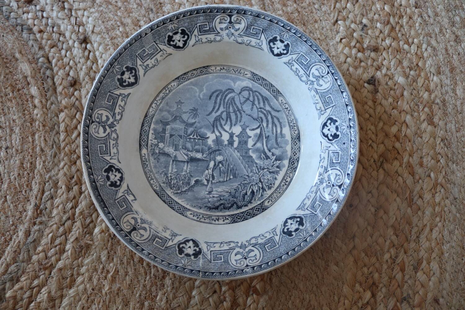 Old yeddo sarreguemines hollow dish
