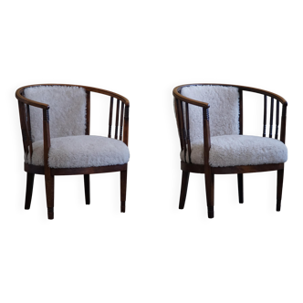 Pair of Danish armchairs in beech, reupholstered in lambswool, Art Nouveau, 1900s.