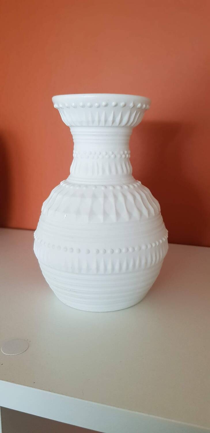 Saxon porcelain vase