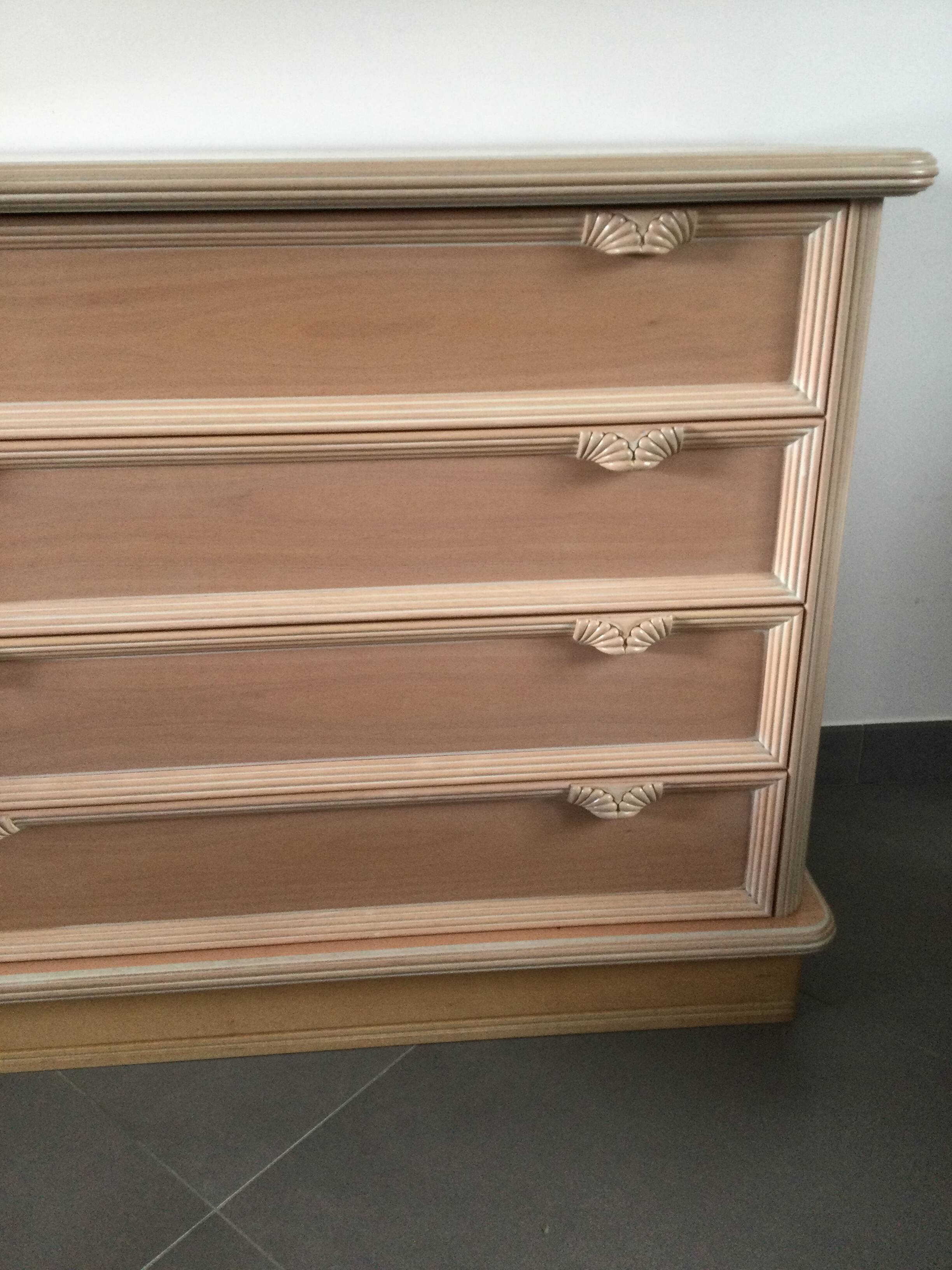 Rose Commode with Four Drawers