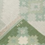 Tapis à vagues plates suédoises Teppich en vert années 1960 198 X 142 cm