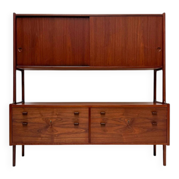 1950s vintage Danish teak sideboard RY20 by Hans J. Wegner for Ry Møbler