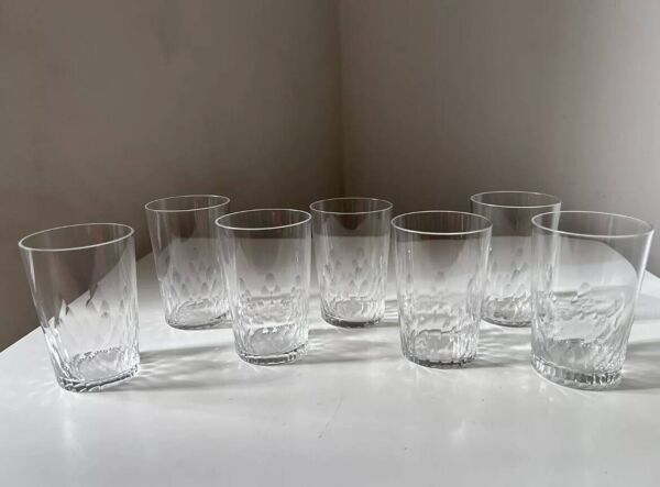 Ensemble de 7 gobelets cristal Baccarat modèle Richelieu Champigny