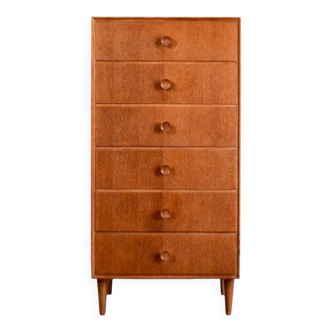 Midcentury Meredew oak chest of drawers / tallboy.