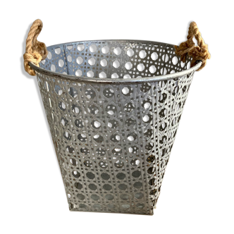 Metal basket