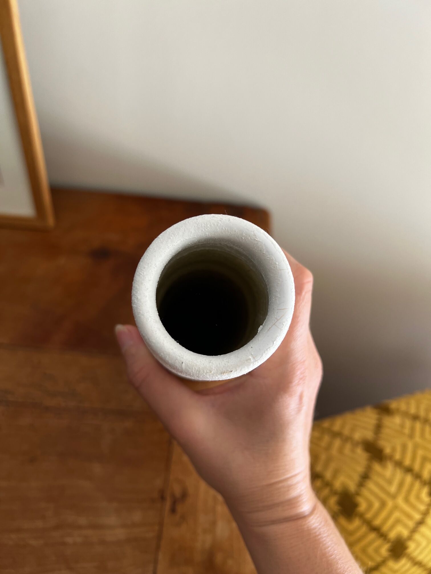 Ceramic sculpture fireplace vase