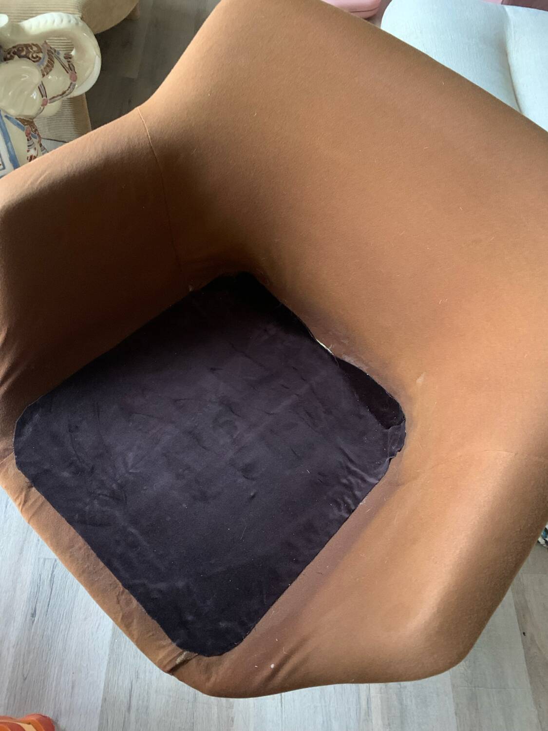 70s shell armchair