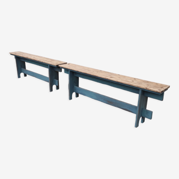 Paire de bancs anciens de ferme