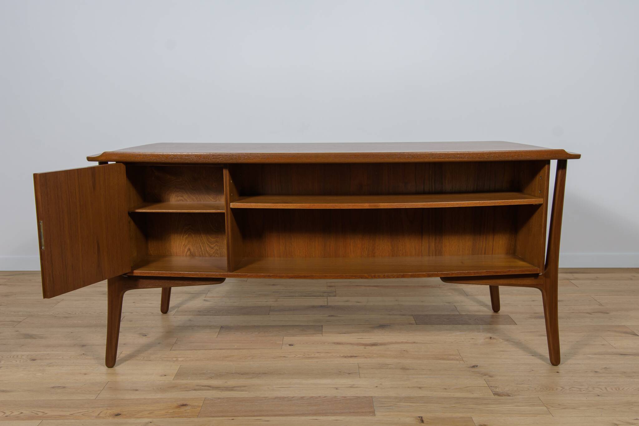 Teak Desk by Svend Åge Madsen for H.P. Hansen, 1960s