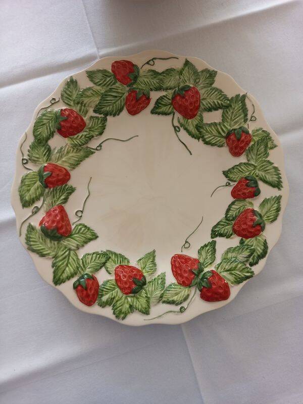 Strawberry Slush Service