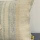 Coussin en toile ancienne style Kilim