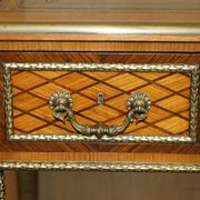 Bureau Plat Restauré Louis XVI Orné d'Ormolu Fin XIXe Siècle