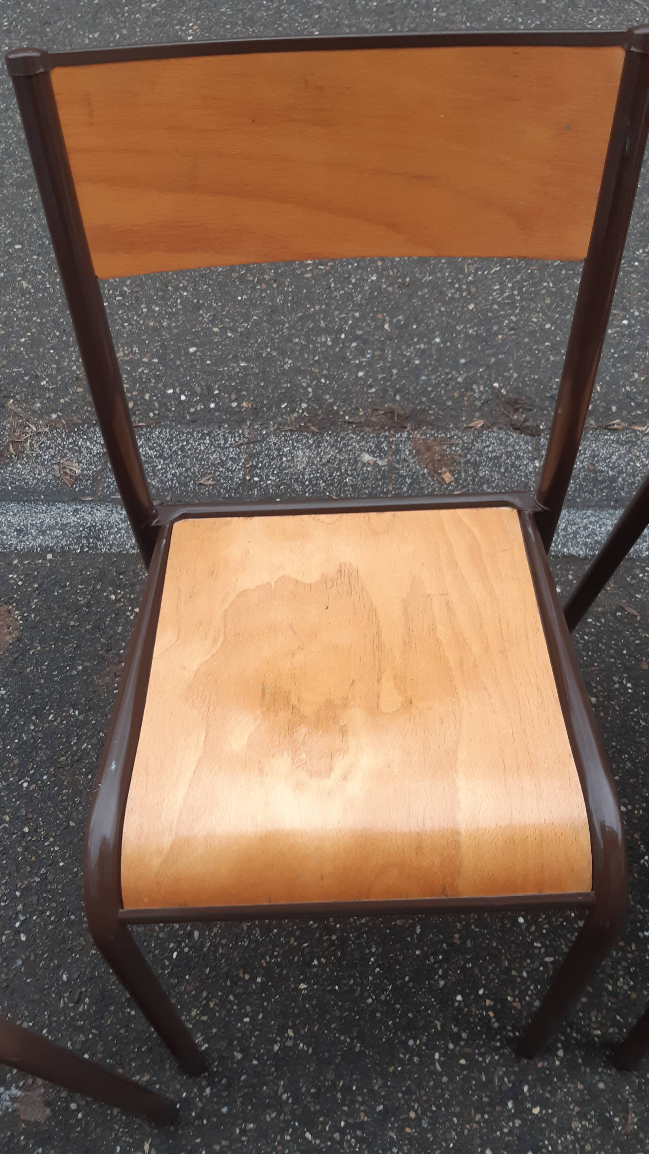 Set of 7 Mullca chairs