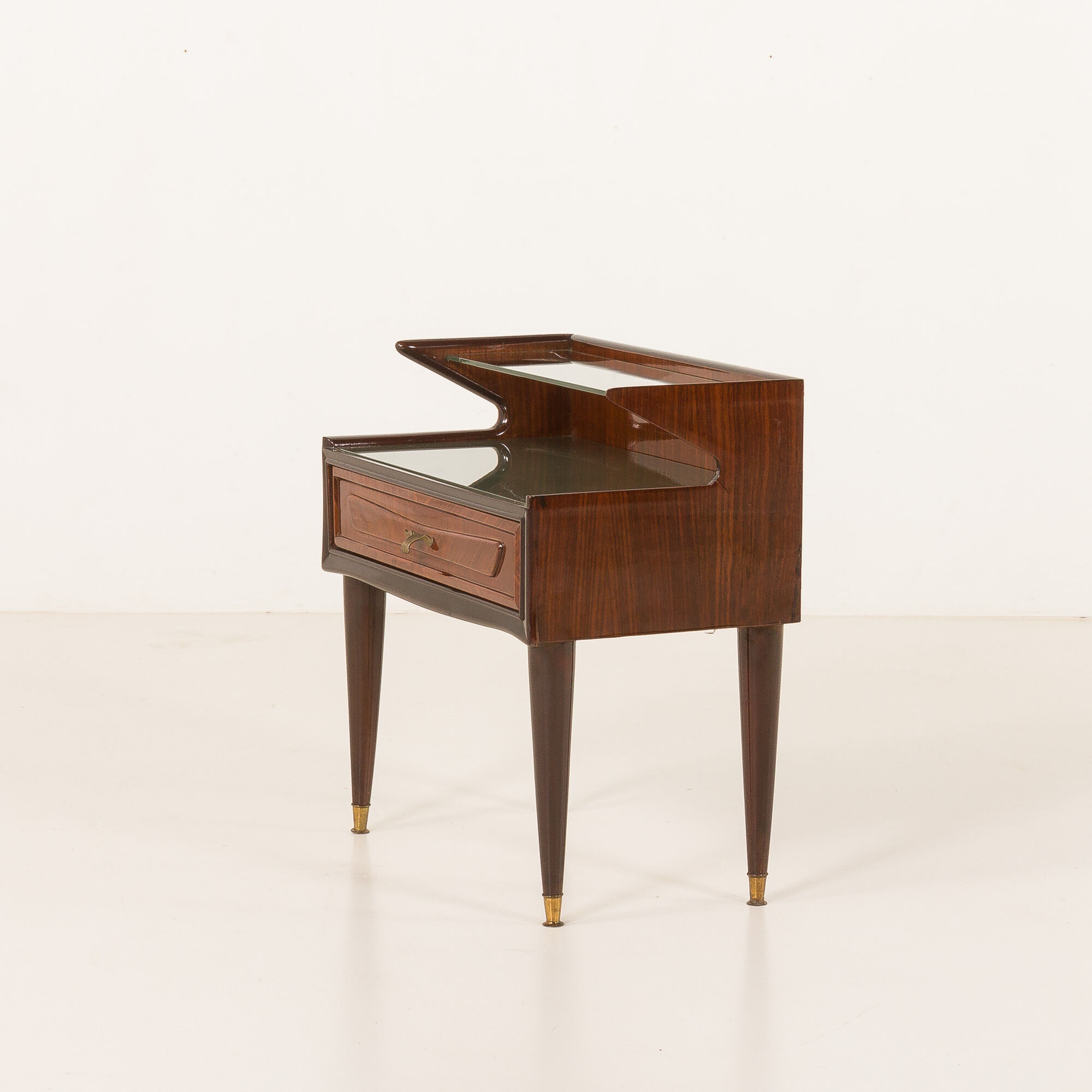 Italian mid-century side table in the style of Paolo Buffa, 1950s
