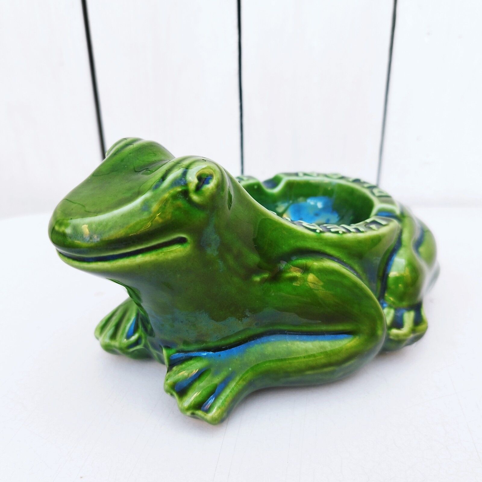 Frog advertising ashtray Héritier Guyot