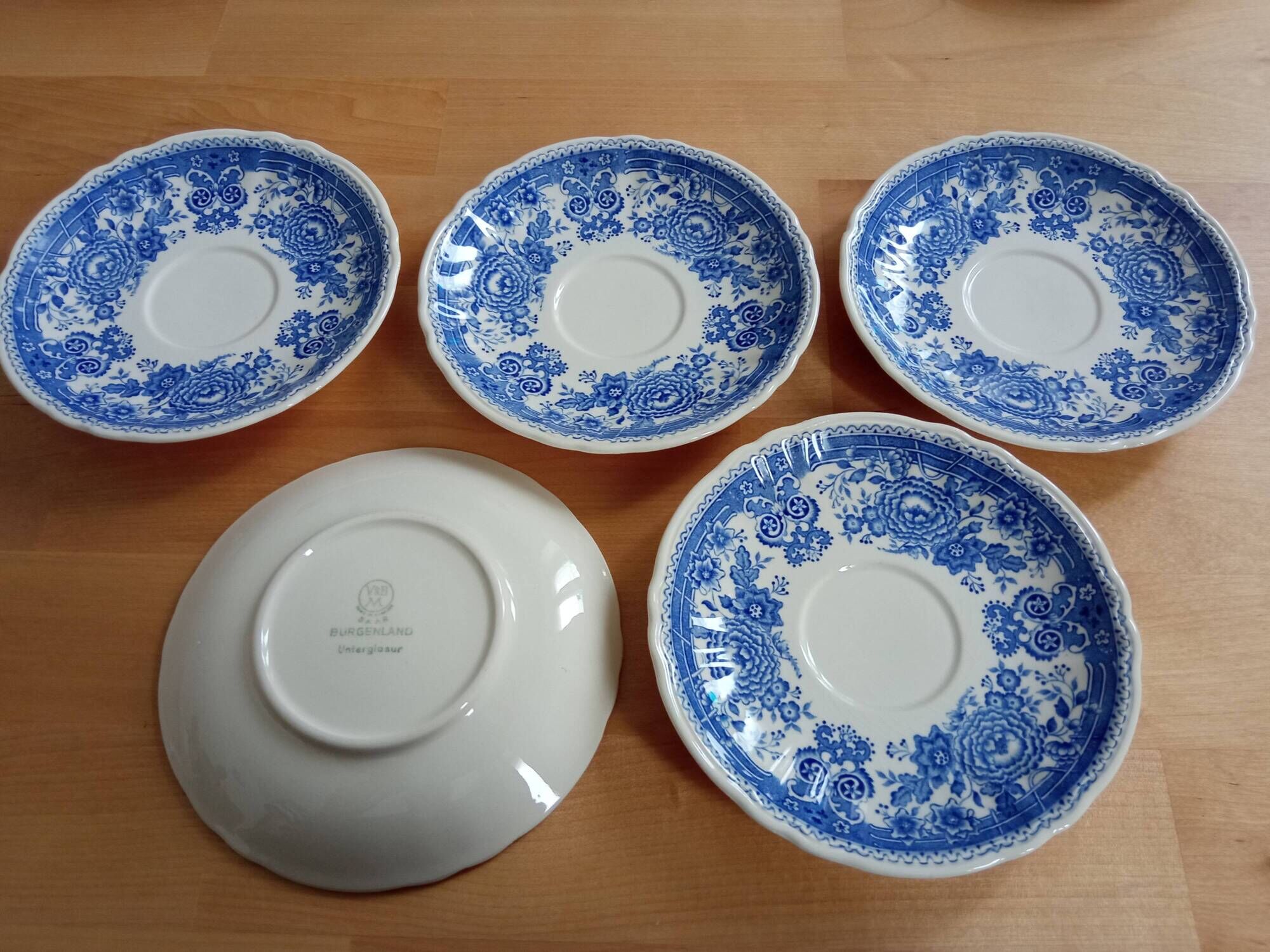 Set of 5 small saucers Villeroy and Boch