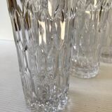 Six verres en cristal taillé