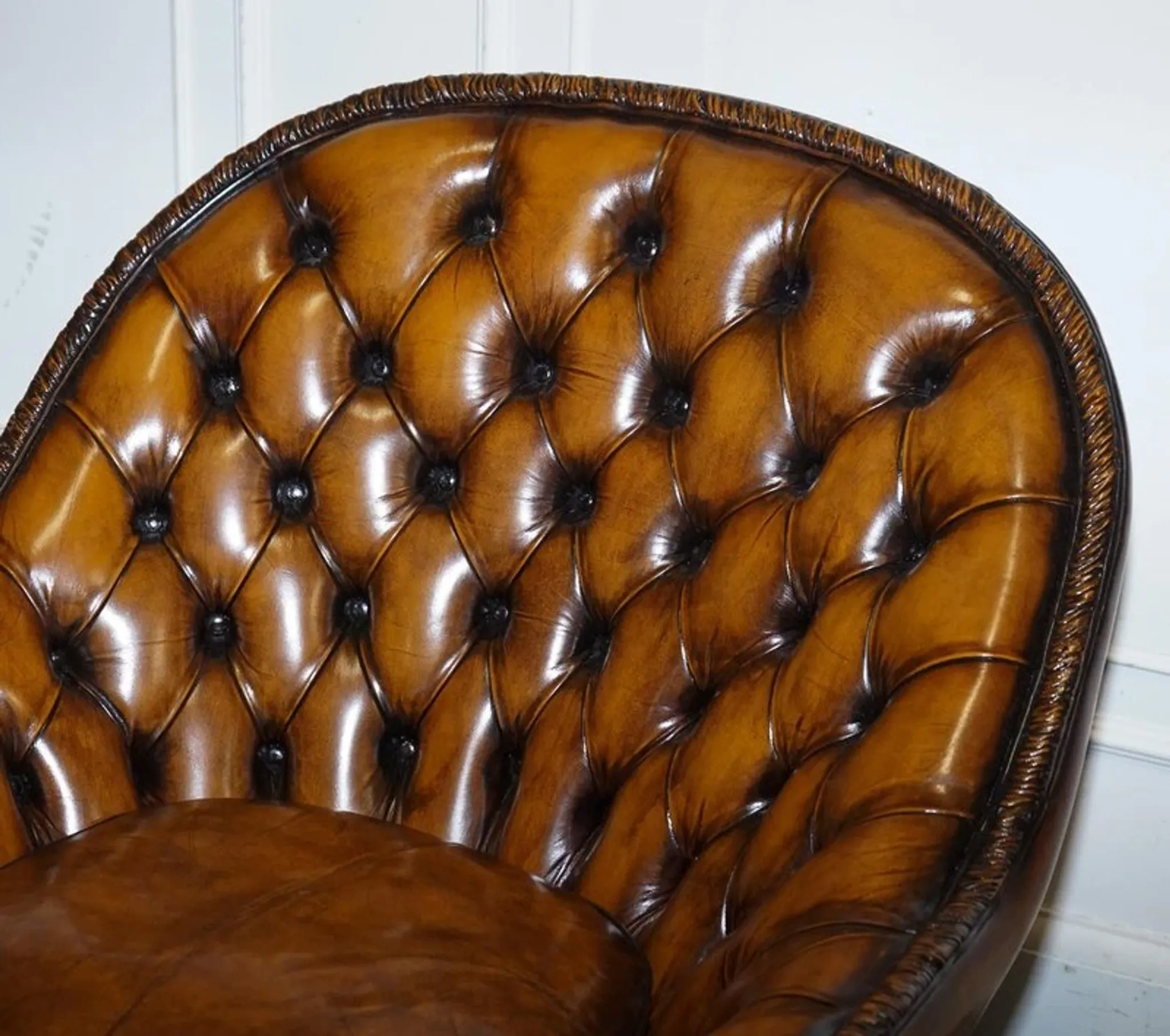 Brown Hand-Dyed Leather Chesterfield Armchairs with Pleated Front, Set of 2