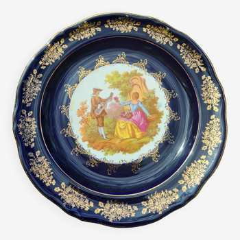 Assiette décorative en porcelaine de Limoges ( castel)