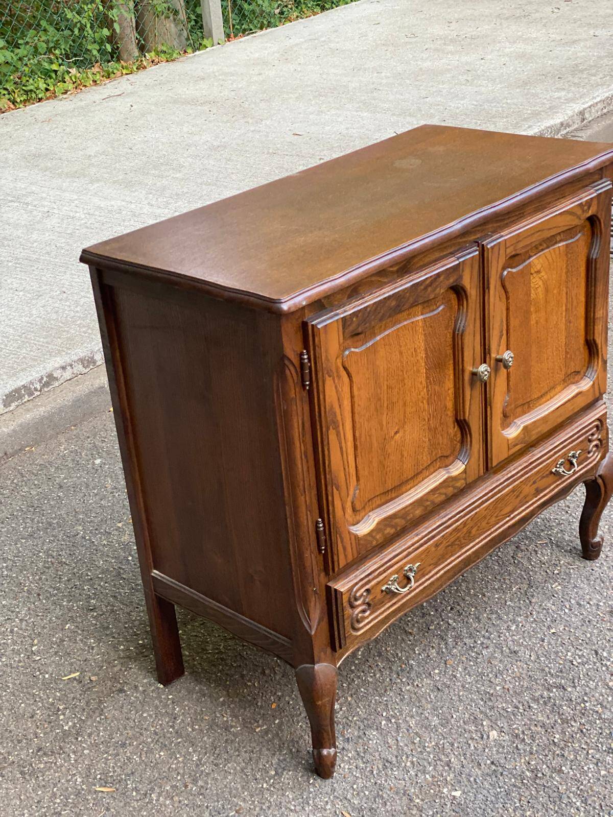 Louis XV buffet TV bar in oak 1970