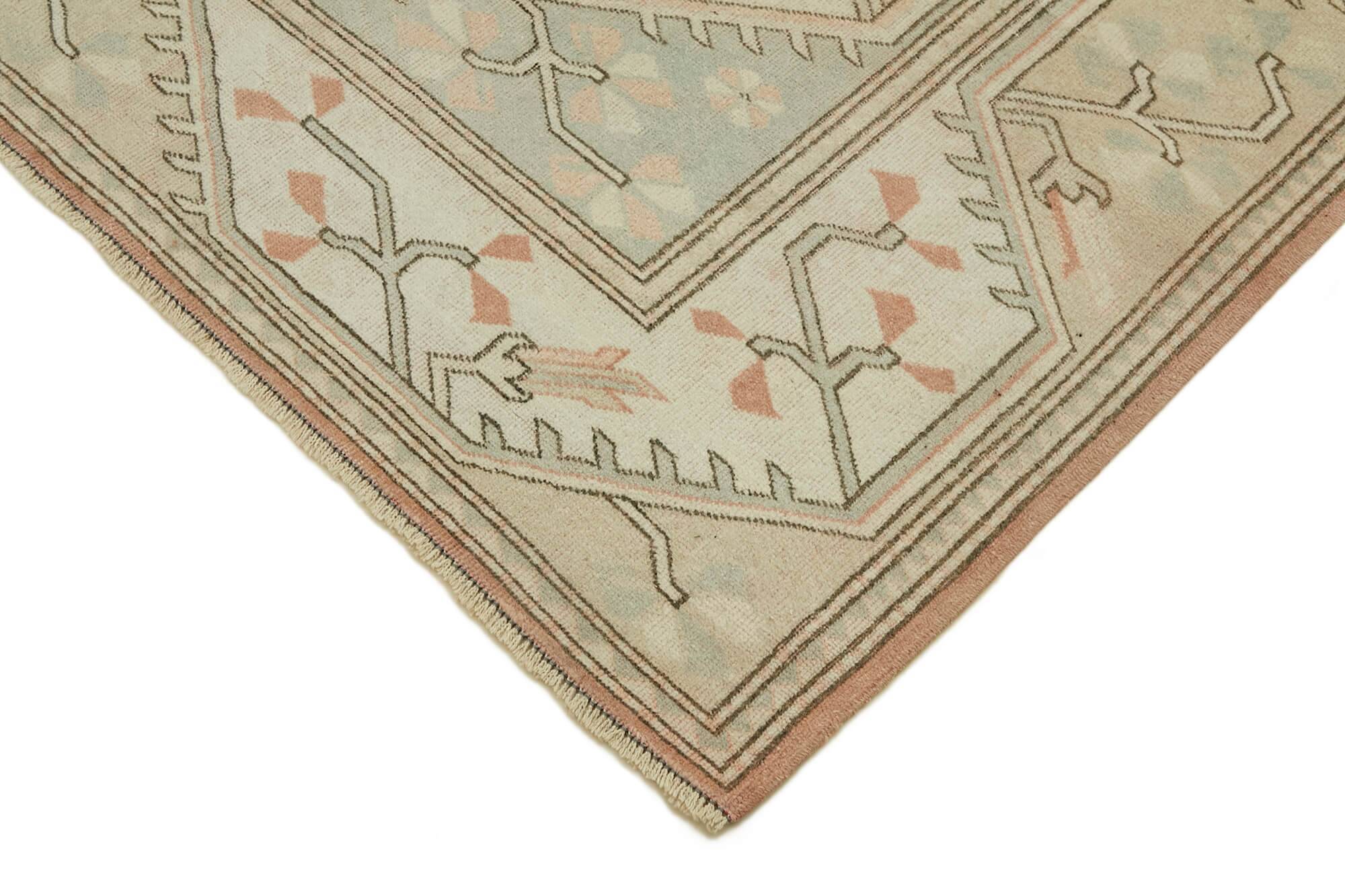 Turkish Vintage Anatolian Rug 198 cm x 295 cm